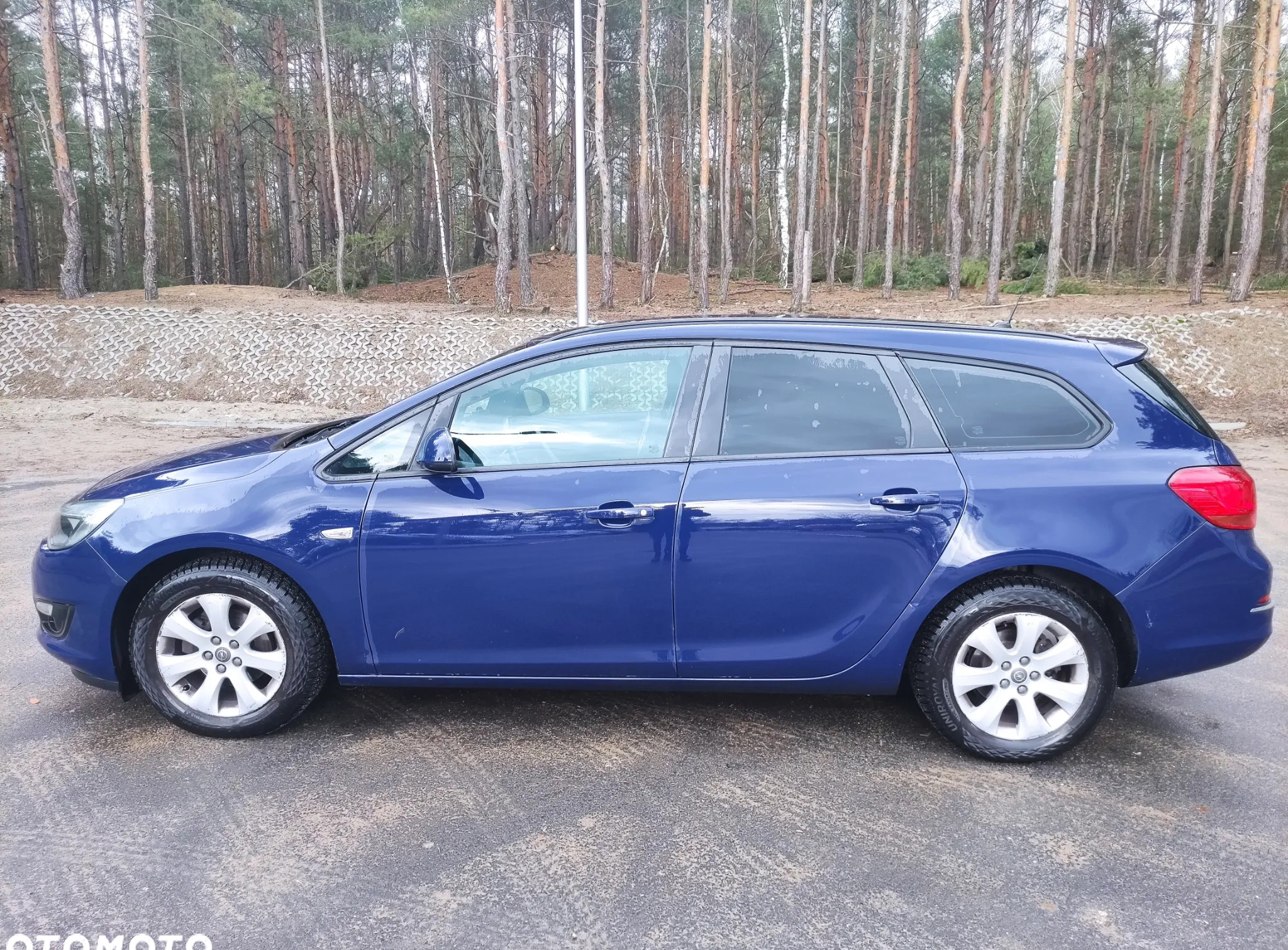 Opel Astra cena 29999 przebieg: 192680, rok produkcji 2013 z Warszawa małe 436